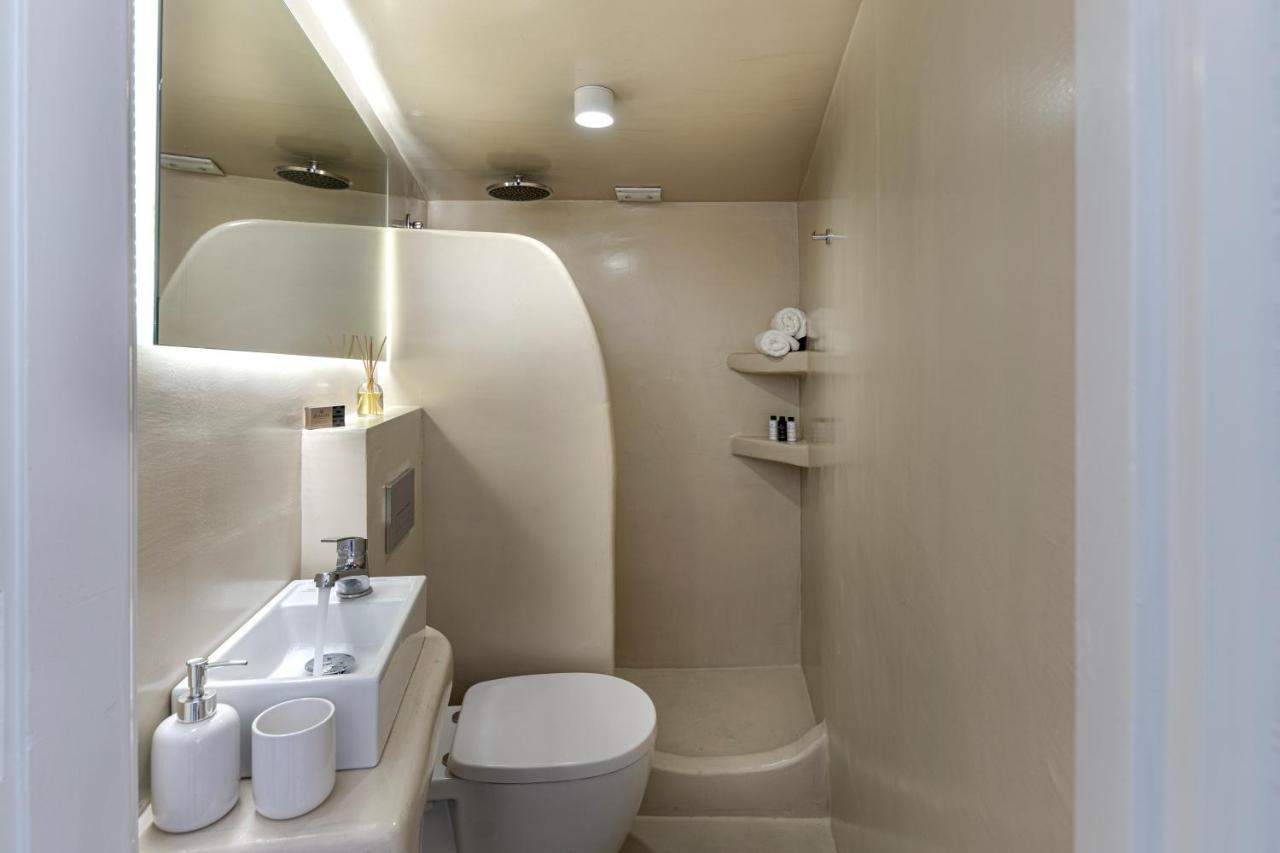 Calderas Hug & Panoramic Sea View - 3 Lux Suites Imerovígli Extérieur photo